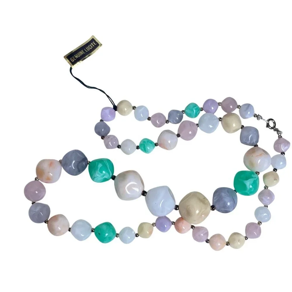 Unbranded lucite beads